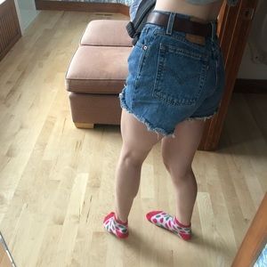 Levi’s high waisted shorts — 560